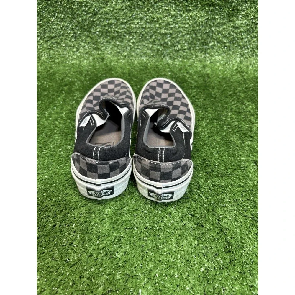 Vans Classic Slip-On Womens Size 5.5 Gray Black Athletic Skate Shoes Sneakers